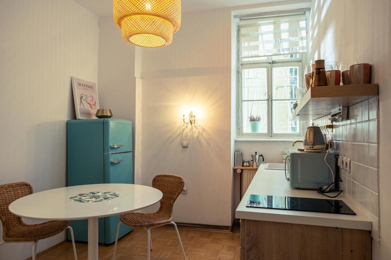 Cactus Apartment Free Parking For A Standard Car リュブリャナ エクステリア 写真