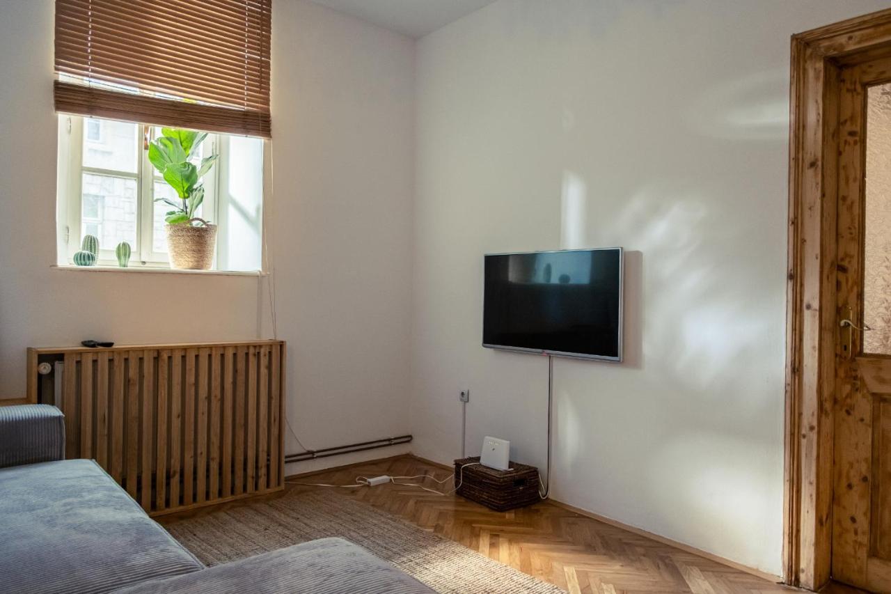 Cactus Apartment Free Parking For A Standard Car リュブリャナ エクステリア 写真