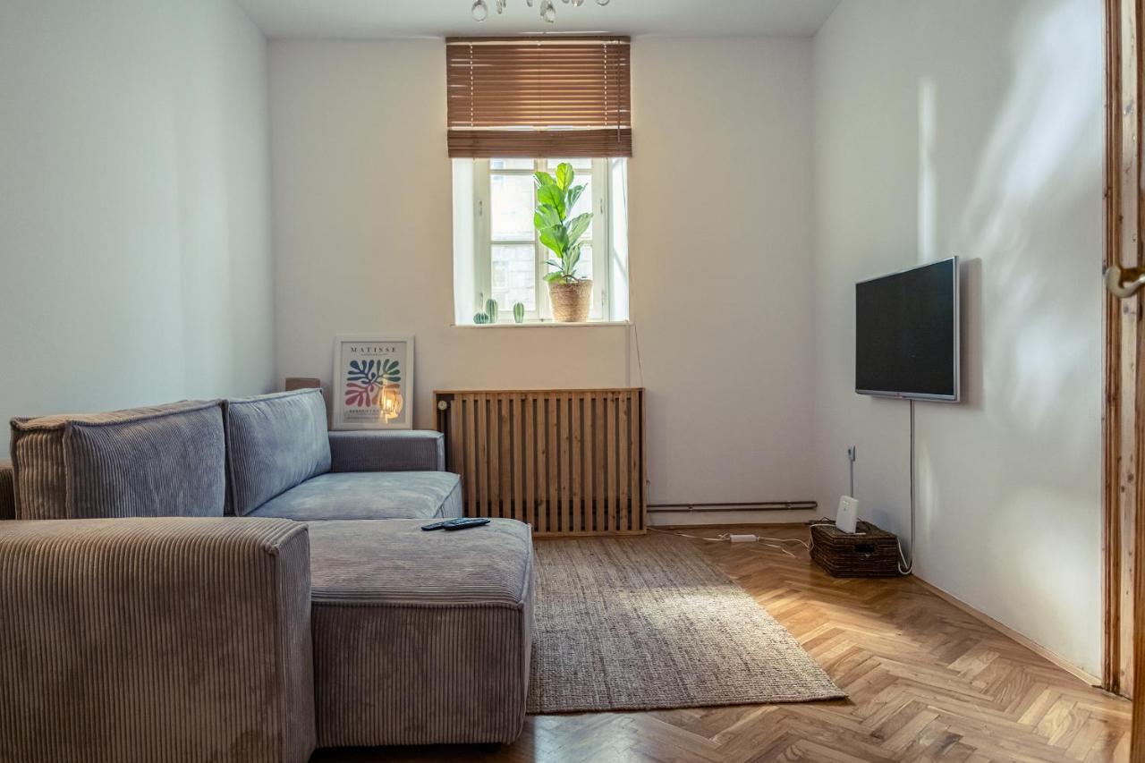 Cactus Apartment Free Parking For A Standard Car リュブリャナ エクステリア 写真